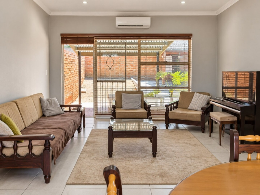 2 Bedroom Property for Sale in Navalsig Free State